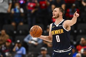 布劳恩谈掘金取胜：状态不佳仍胜球是积极迹象