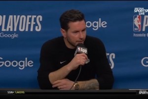 雷迪克谈老詹全力以赴：季后赛精神尽显