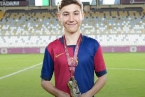 巴萨小将雷巴克续约在即：未来之星即将锁定