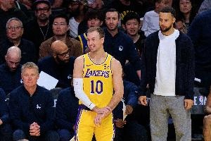 肯纳德喜迎生涯第7次系列赛首秀告捷