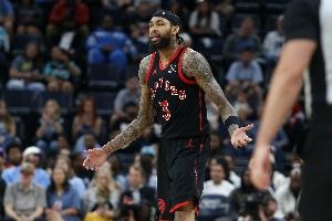 猛龙教练不满莺歌出手少：需帮他争取更多机会