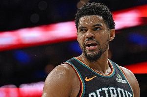 哈里斯低迷！36分钟15中5，活塞客场负魔术