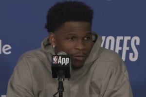 华子状态寻回战：掘金主场胜出