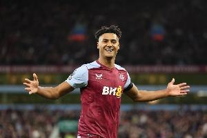 沃特金斯状态火热：单场3球帽子戏法，近8战进7球送2助攻