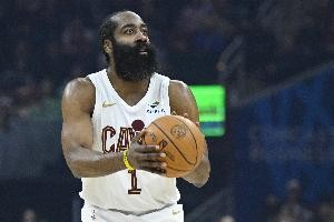 罚球反差惊人！猛龙半场9罚4中 骑士则17罚13中