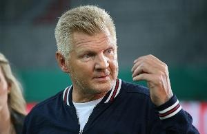 拜仁青训获主席力挺 埃芬博格盛赞赫内斯策略