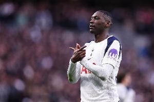 尤文图斯再寻穆阿尼，巴黎要价遭拒仍望削减