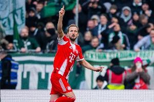 凯恩再夺德甲桂冠，拜仁蝉联冠军