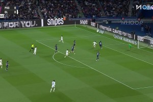 这射门力量！恩德里克小角度爆射破门，里昂开场闪击巴黎！