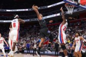 今日五佳球-文班娴熟控运一条龙 乌布雷一飞冲天隔扣