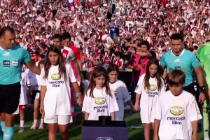 【集锦】阿超-帕雷德斯点球破门 德比大战博卡青年1-0河床