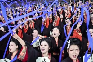 除了项羽何润东，苏超还有“虞姬”方阵😁