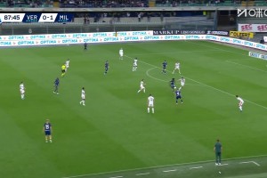 还是太啃老了！40岁莫德里奇87分钟奋力封堵射门