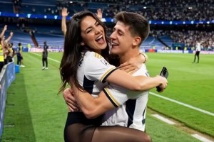 外网网友制作AI居莱尔公主抱场边的美女，这女友要是看到会生气