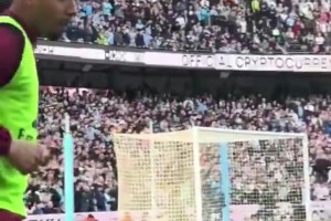 热苏斯遭球迷狂喷叛徒，霸气回应：我在这里拿过11个冠军！