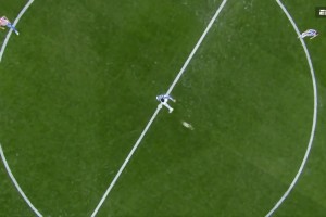 马竞开场14秒落后！格德斯左路传中，巴雷内切亚头球破门