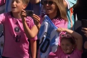 终结2连平！十人迈阿密3-2科罗拉多急流 梅西梅开二度+生涯905球