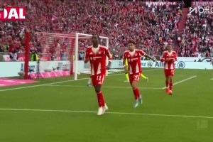 拜仁2-1反超斯图加特！迪亚斯反击送助攻，杰克逊推射轻松破门！