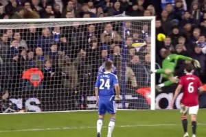 经典！德赫亚斯坦福桥惊天一扑！扑出马塔死角任意球！