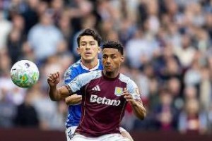 进球大战！维拉4-3绝杀桑德兰仍居英超第4 沃特金斯双响鸭脖绝杀